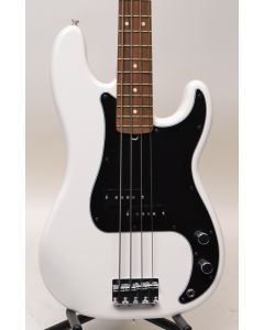 2018 Fender Player Series Precision Bass Pau Ferro Board Polar White SN 2905