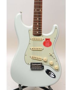 Fender Classic Player '60s Stratocaster Electric Guitar Sonic Blue