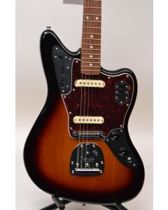 Fender Classic Player Jaguar Special Electric Guitar 3-tone Sunburst