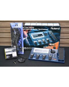 Roland GR-55 Guitar Synthesizer with GK-3 Pickup SN8237