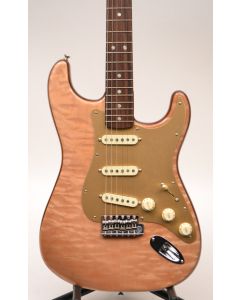 Fender Rarities Quilt Maple Top Stratocaster Electric Guitar Natural