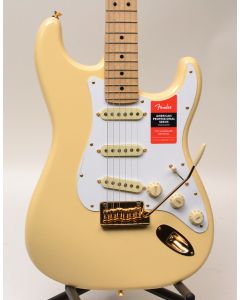 Fender Limited Edition American Pro Stratocaster Electric Guitar  VWT Gold