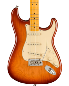 Fender American Professional II Stratocaster. Maple Fingerboard, Sienna Sunburst