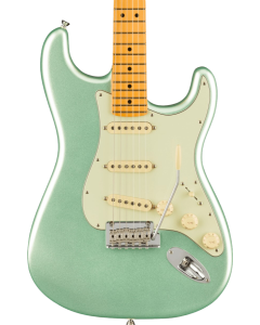 Fender American Professional II Stratocaster. Maple Fingerboard, Mystic Surf Green