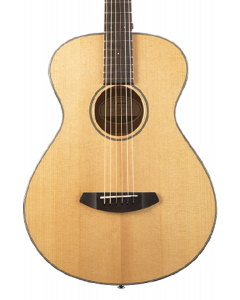 Breedlove Discovery Concertina Acousitc Guitar. Sitka-Mahogany