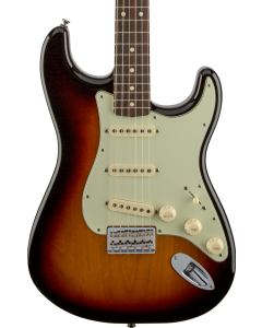 Fender Robert Cray Stratocaster Electric Guitar. Rosewood FB, 3-Color Sunburst