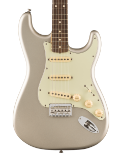 Fender Robert Cray Stratocaster Electric Guitar. Rosewood FB, Inca Silver