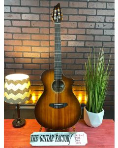 Breedlove Discovery Concert CE NY 2020 Bourbon Nylon String Acoustic Electric Guitar Store Demo SN5558
