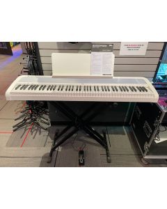 Korg B2 88-Key Digital Piano (White) w/ Music Rest, Sustain Pedal and Power Supply. SN0910