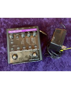 TC Helicon Voicetone Synth Synthesizer Vocal Effect Processor Pedal + Power Supply SN1008