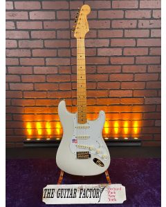 Fender American Vintage 1957 Commemorative Stratocaster 50th Anniversary (2007), Maple Fingerboard, Mary Kaye White Blonde -MINT! w/ Hard Case SN2489