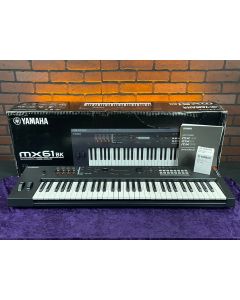 Yamaha MX61 BK (v1) 61-Key Synthesizer Mint Demo with Box SN1104