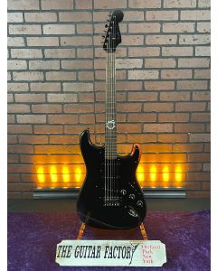 Fender Final Fantasy XIV Stratocaster - Black #415 w/ Hard Case - Store Display Piece - w/ Hard Case SN0414