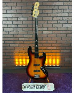 Squier Vintage Modified Jazz Bass, Fretless - 3-Color Sunburst SN0131