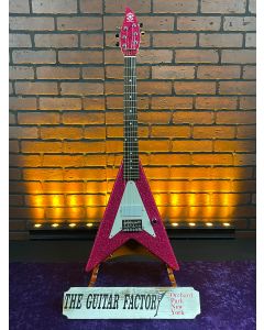 Rare Daisy Rock Comet Mini Flying V Short Scale Electric Guitar - 2000s Pink Sparkle SN0424