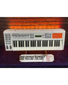 M-Audio Venom 49-Key 12-Voice Virtual Analog Synthesizer SN0730