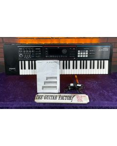 Roland JUNO-DS Keyboard Synthesizer, 61-Key SN0506
