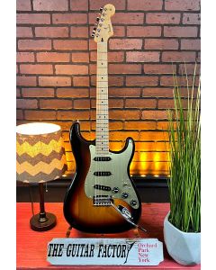 (TGF Store Exclusive) Mod Series Fender Player Stratocaster - 3-Tone Sunburst with Maple Fingerboard Electric Guitar SN5810