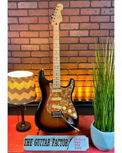 (TGF Store Exclusive) Mod Series Fender Player Stratocaster - 3-Tone Sunburst with Maple Fingerboard Electric Guitar SN7601