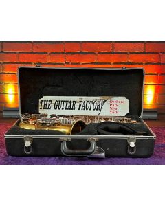 Bundy II Alto Saxophone by Selmer USA. Complete w/ Hard Case SM0121