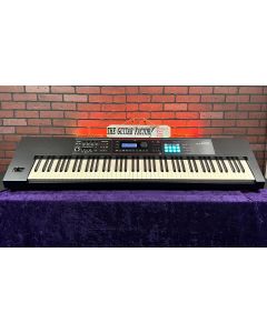 Roland JUNO-DS88 - Gig Ready 88 Key Synthesizer w/ Gator GK-88-SLXL Case SN0611