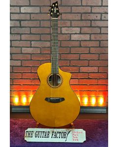 Breedlove Performer Pro Concert Thinline CE- Natural Aged Toner w/ Hard Case SN0609