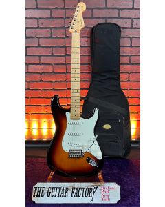 2020 Fender Player Stratocaster, Maple Fingerboard, 3-Color Sunburst Electric Guitar SN1020