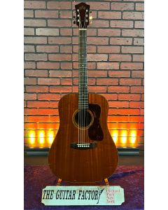 1972 Guild D-25 Bluegrass - all-mahogany dreadnought acoustic guitar w/ Case SN0915