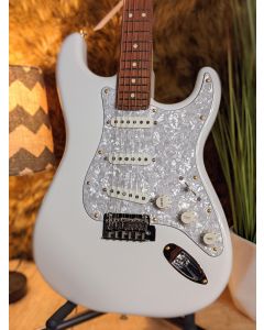 Fender  "TGF Chop Shop" Player Stratocaster 2021, Polar White/White Pearl with PF Neck. SN5078