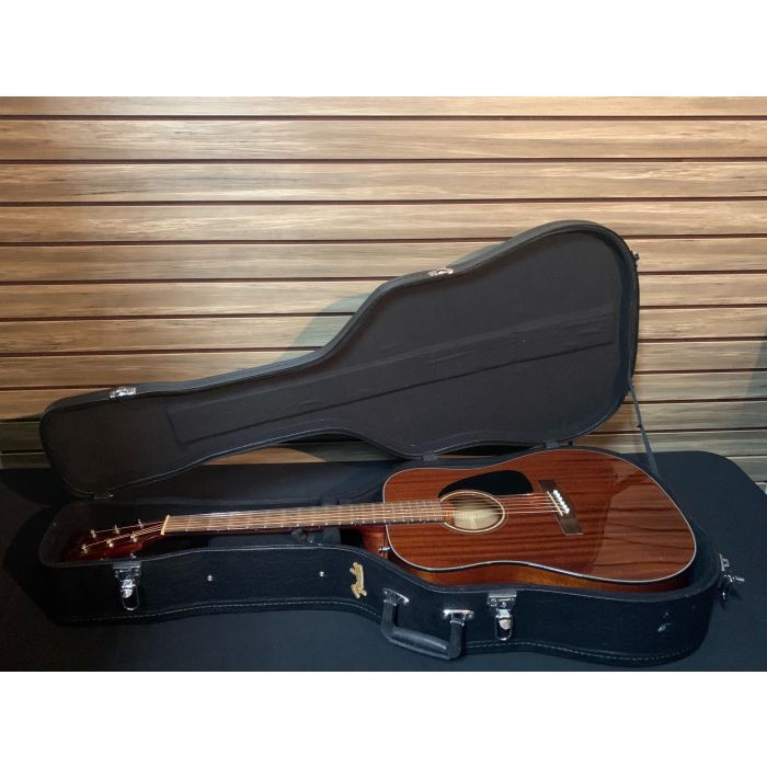 Fender acoustic guitar with hard case on sale