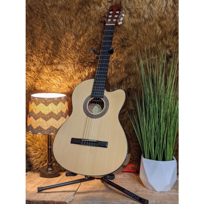 Lucero LC100CE Acoustic Electric Cutaway Classical Guitar Natural SN0396